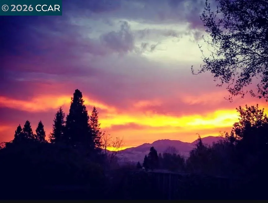 341 Twinview Dr Pleasant Hill, CA 94523