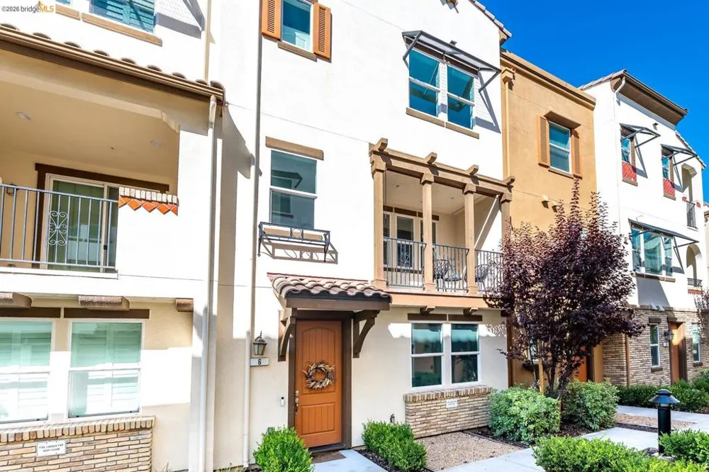2731 Viterbo CT #UNIT 6 San Jose, CA 95111