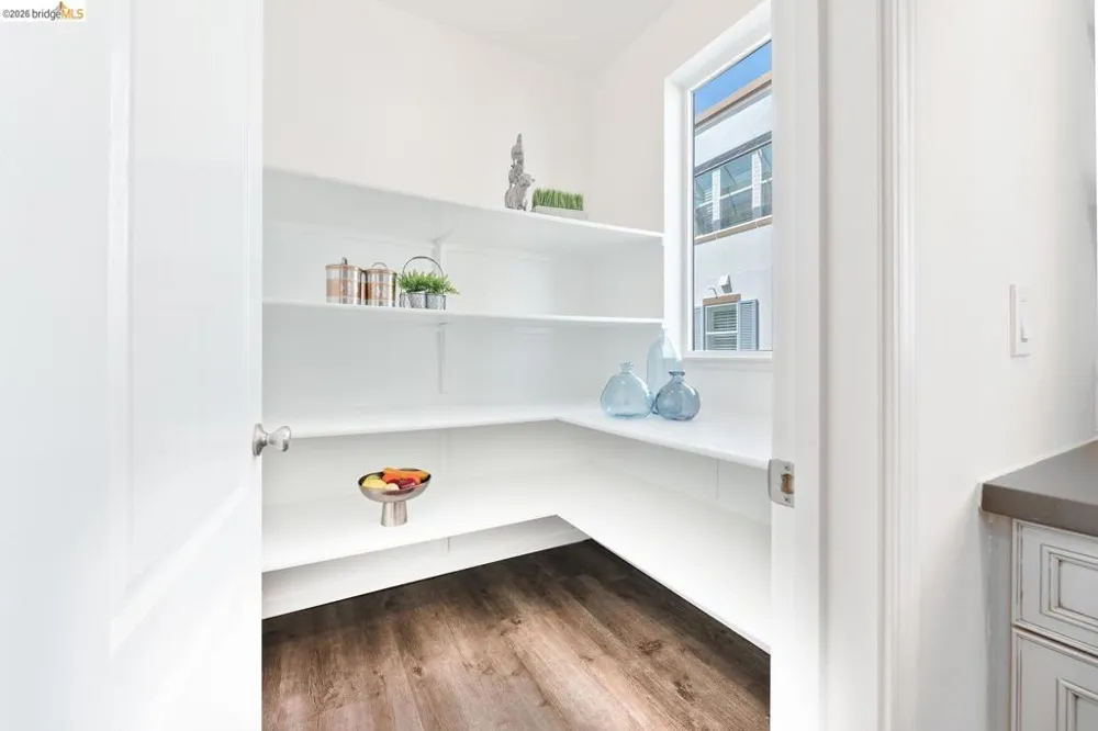2731 Viterbo CT #UNIT 6 San Jose, CA 95111