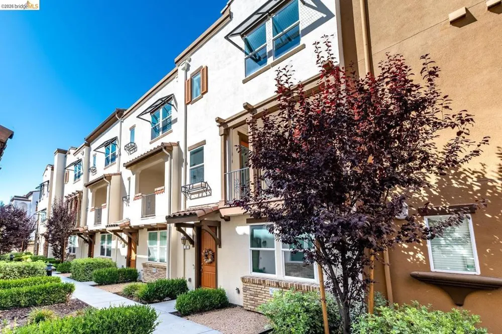 2731 Viterbo CT #UNIT 6 San Jose, CA 95111