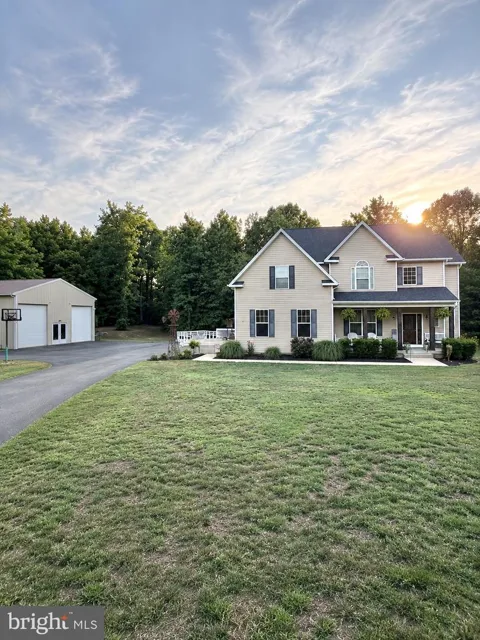 6825 DILLON COURT