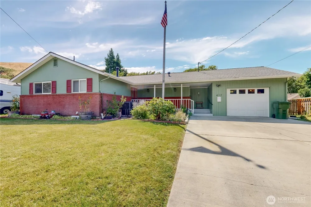 412 SW Parkview Street Milton-Freewater, OR 97862