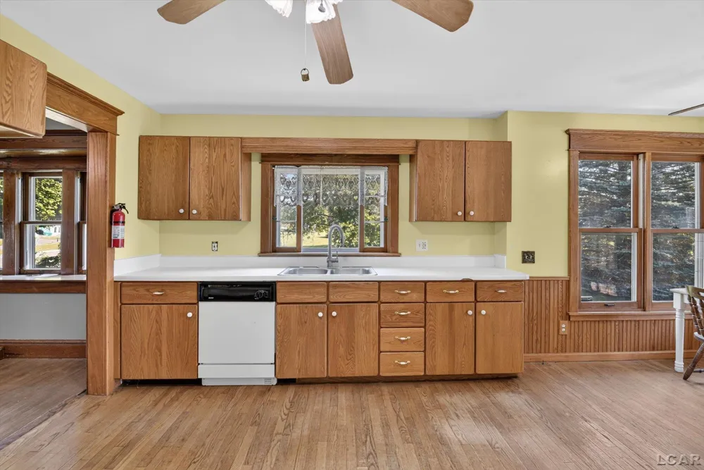601 S Meridian Road Hudson Township, MI 49247