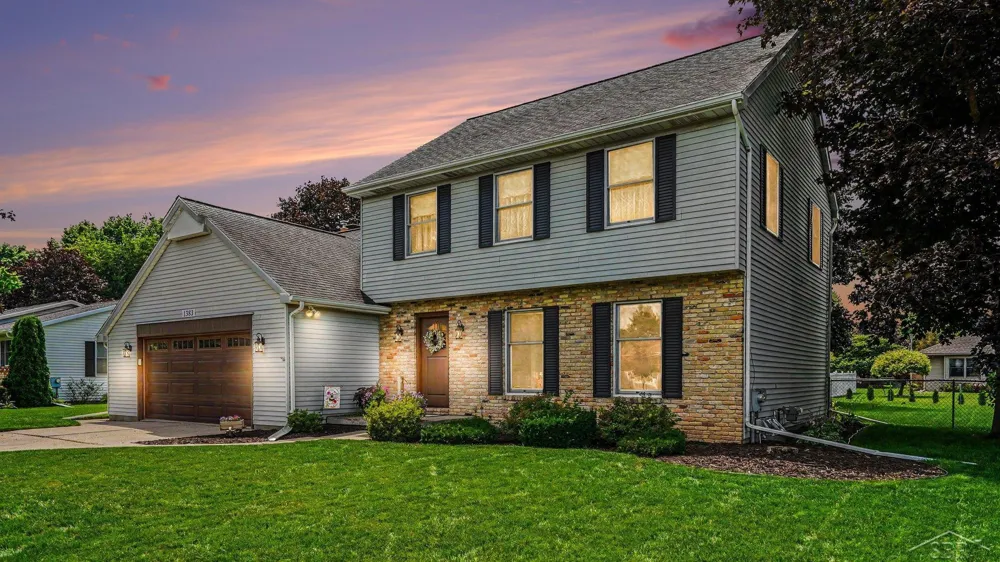 1383 Cranbrook Drive Saginaw Charter Township, MI 48638
