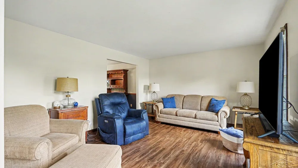 1383 Cranbrook Drive Saginaw Charter Township, MI 48638