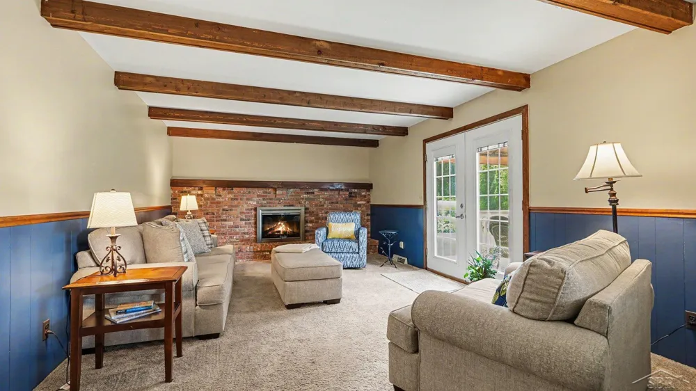 1383 Cranbrook Drive Saginaw Charter Township, MI 48638