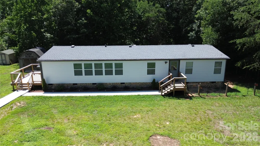 3585 Woodstream Drive Maiden, NC 28650