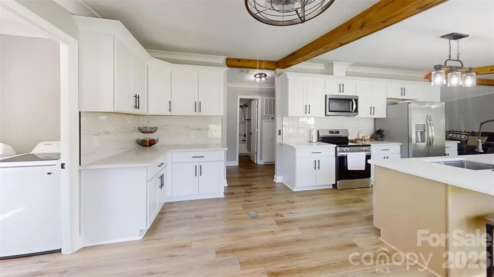 3585 Woodstream Drive Maiden, NC 28650