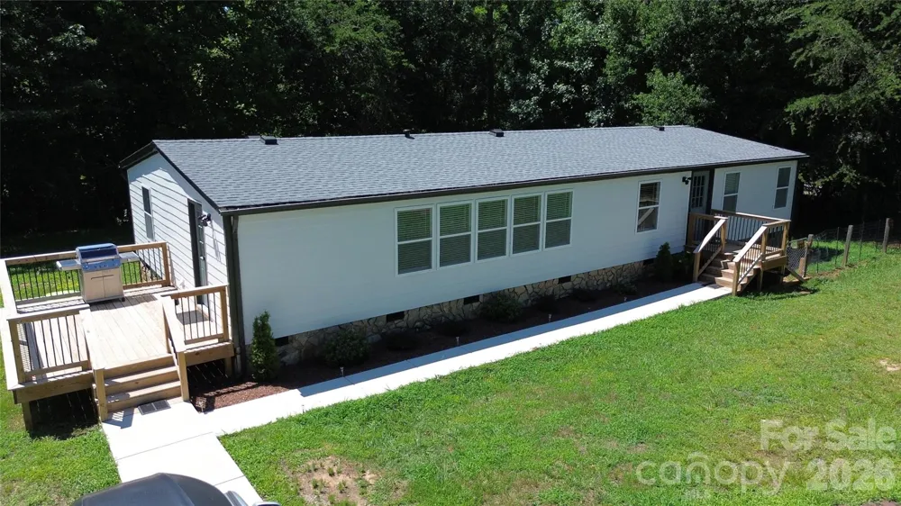 3585 Woodstream Drive Maiden, NC 28650