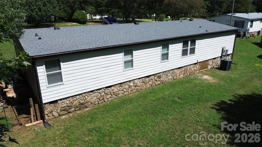 3585 Woodstream Drive Maiden, NC 28650