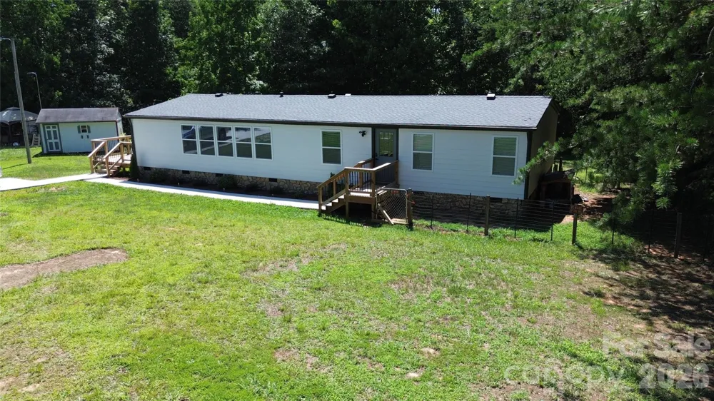 3585 Woodstream Drive Maiden, NC 28650