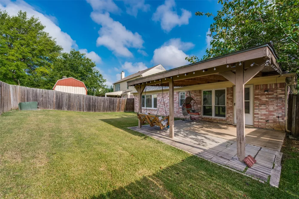 820 Wyndham Place Arlington, TX 76017
