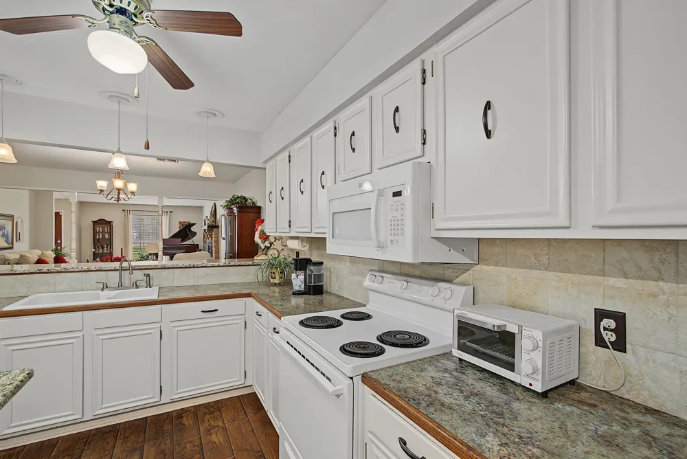 102 Malibu Drive Shreveport, LA 71115