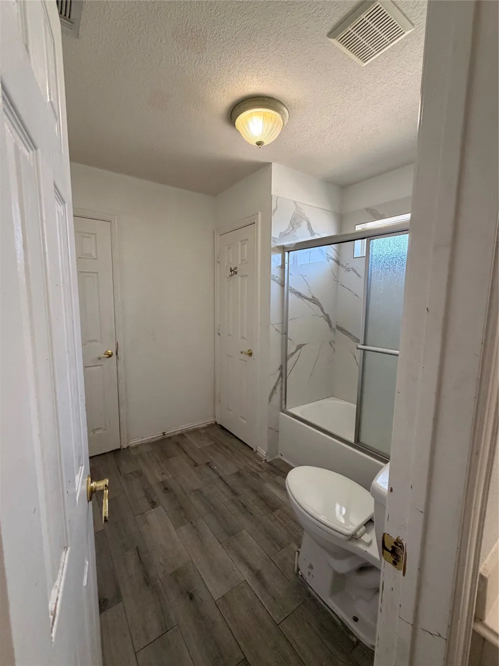 2301 Clearspring Drive S Irving, TX 75063