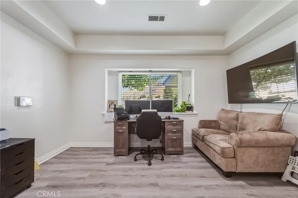 19475 US Highway 18 Apple Valley, CA 92307