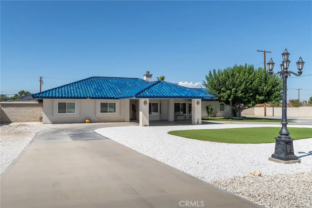 19475 US Highway 18 Apple Valley, CA 92307