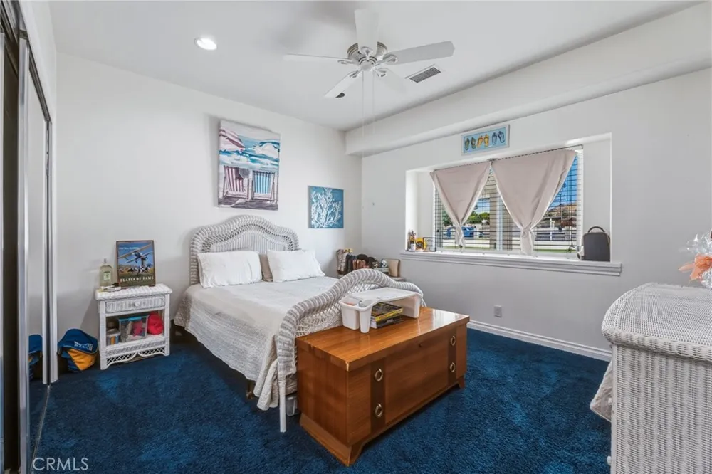 19475 US Highway 18 Apple Valley, CA 92307