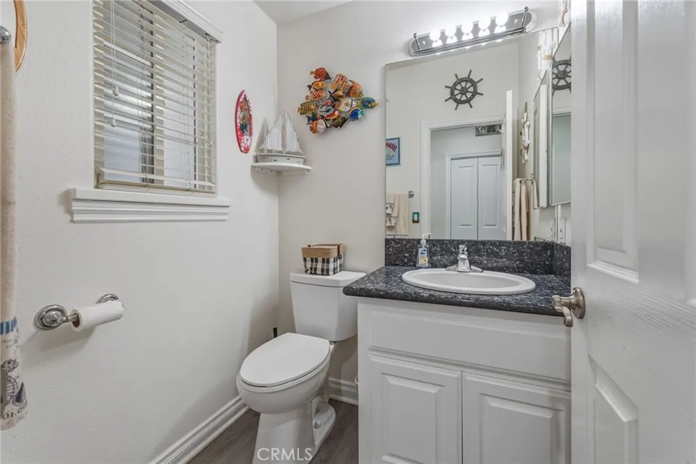 19475 US Highway 18 Apple Valley, CA 92307