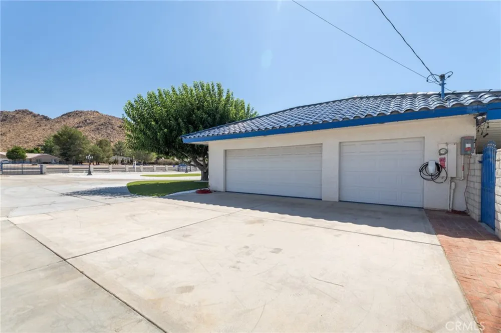 19475 US Highway 18 Apple Valley, CA 92307
