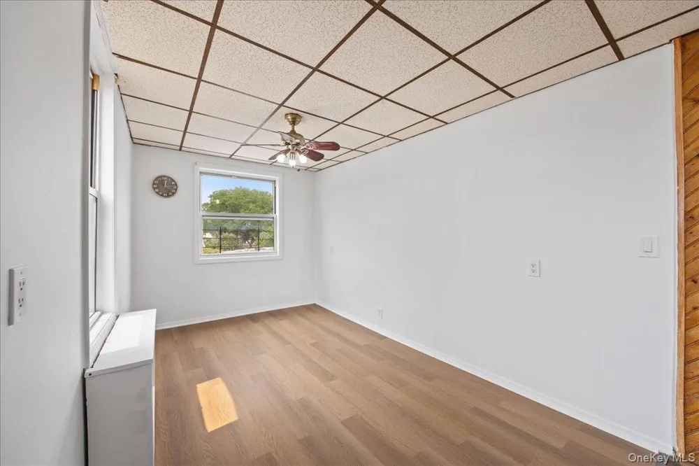 976 Sackett Avenue Bronx, NY 10462