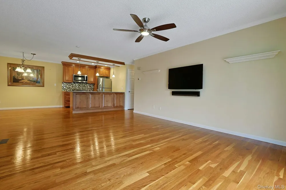 722 W Nyack Road #6 West Nyack, NY 10994