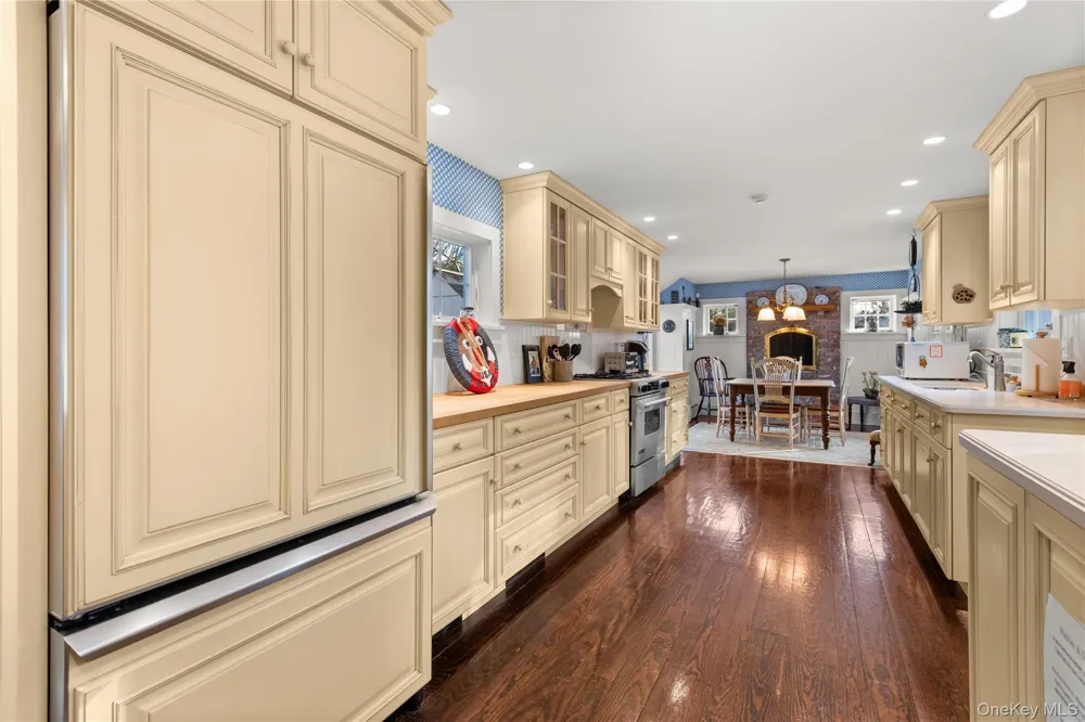 3500 Pine Neck Road Southold, NY 11971