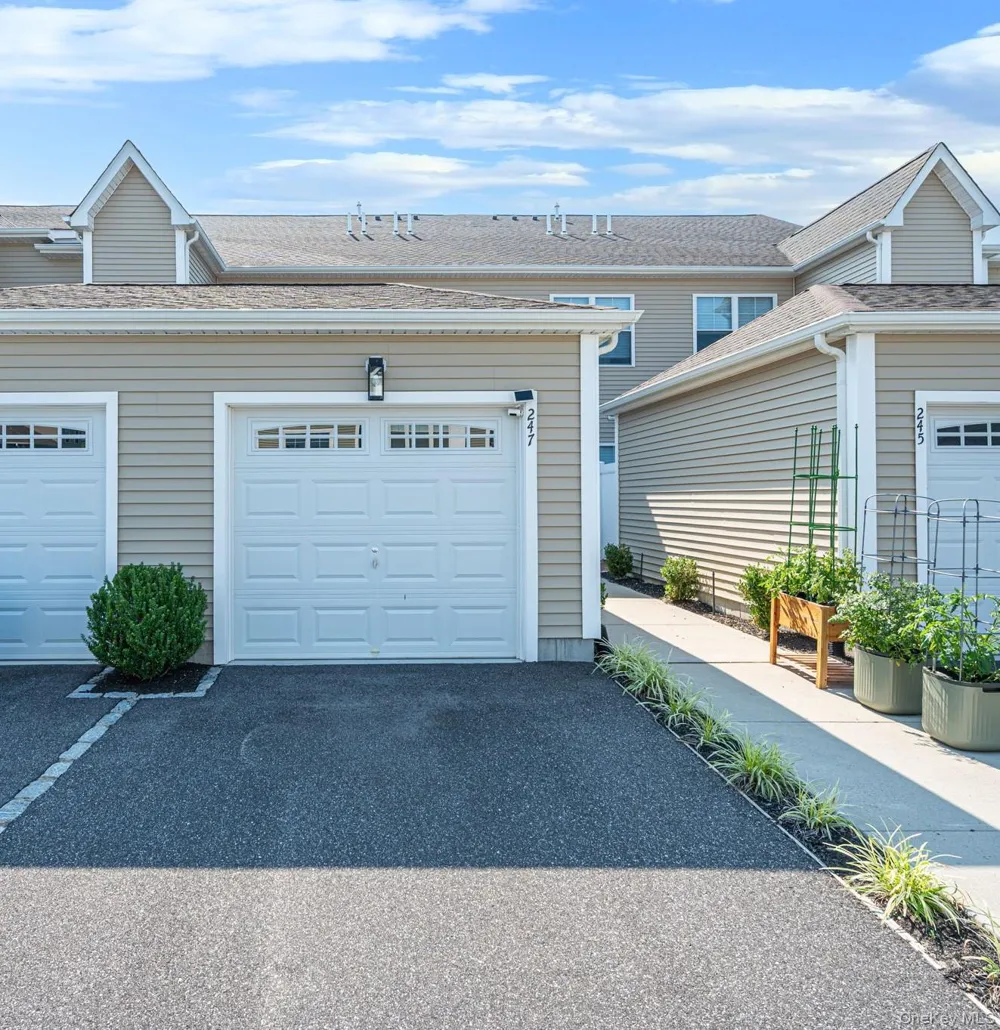 247 Silver Timber Drive Yaphank, NY 11980