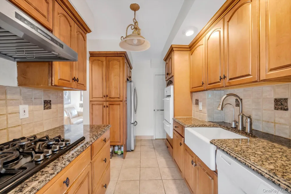 15150 11th Avenue Whitestone, NY 11357