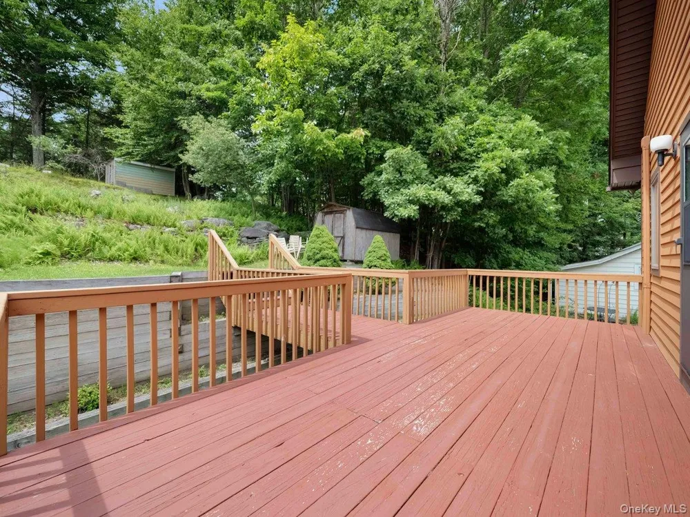 111 Mohican Trail Glen Spey, NY 12737