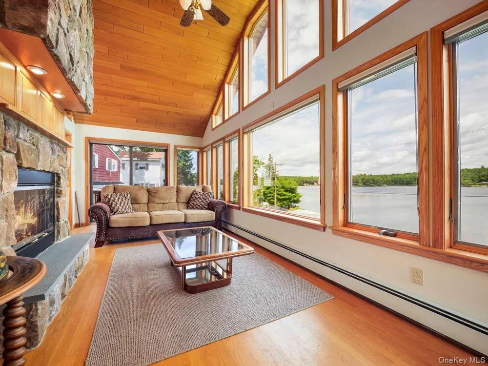 111 Mohican Trail Glen Spey, NY 12737