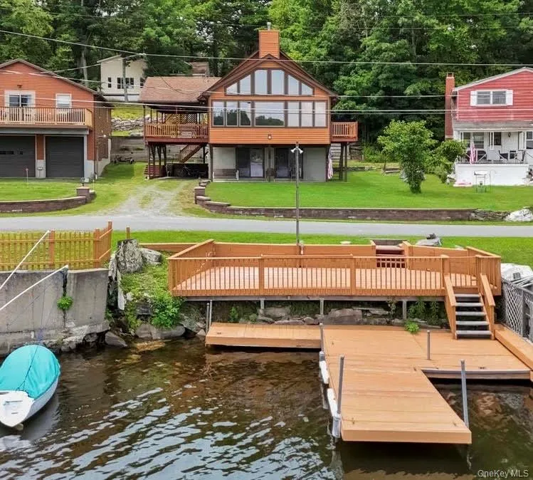 111 Mohican Trail Glen Spey, NY 12737