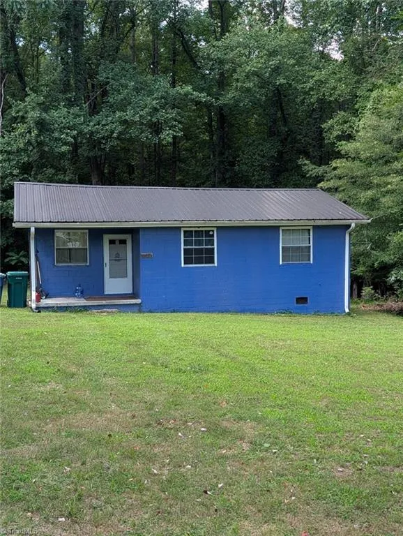 135 Redbud Road Eden, NC 27288