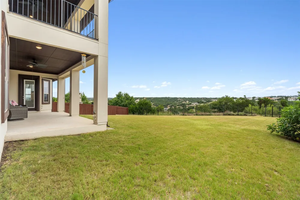 2504 Long Lasso Pass Leander, TX 78641