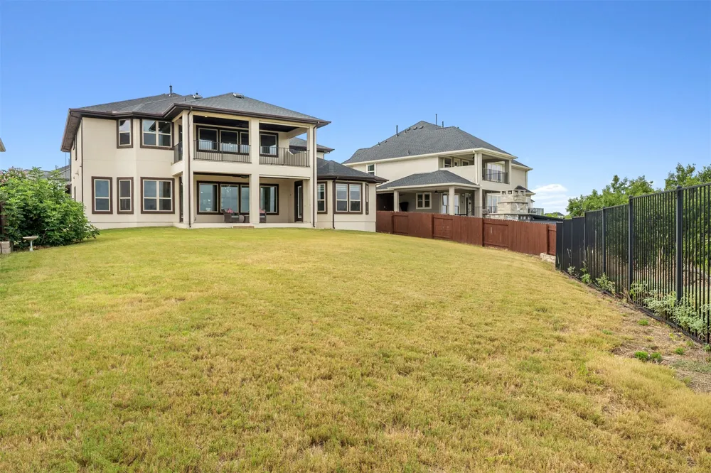 2504 Long Lasso Pass Leander, TX 78641