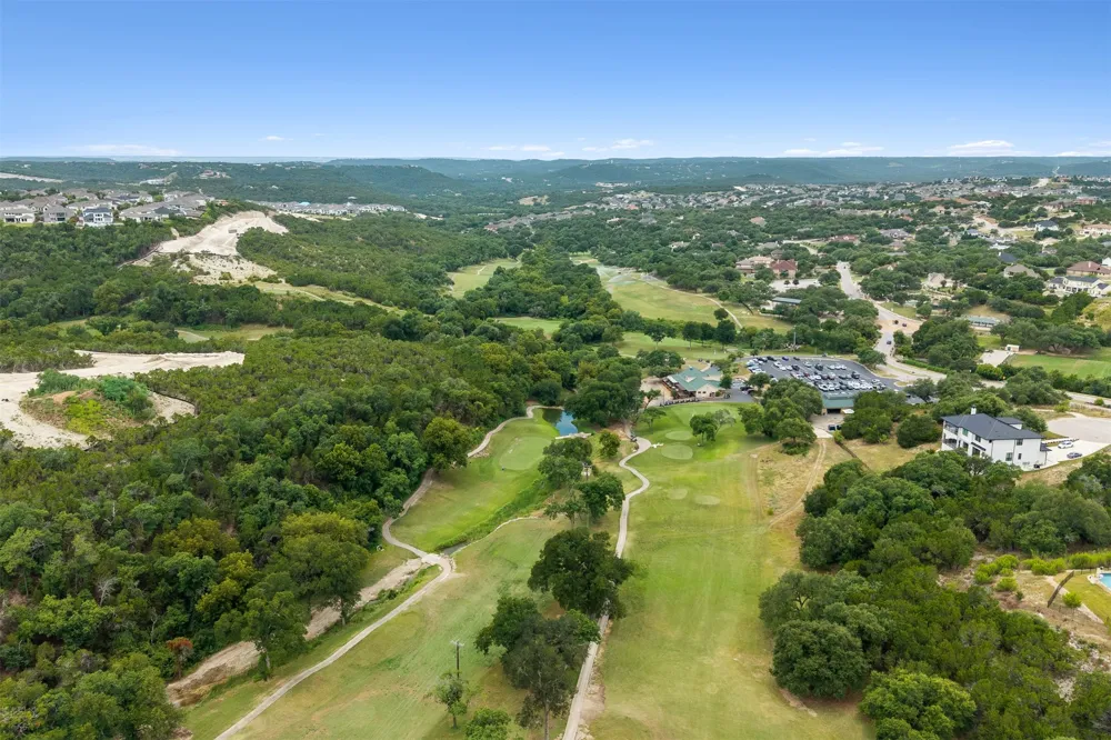 2504 Long Lasso Pass Leander, TX 78641