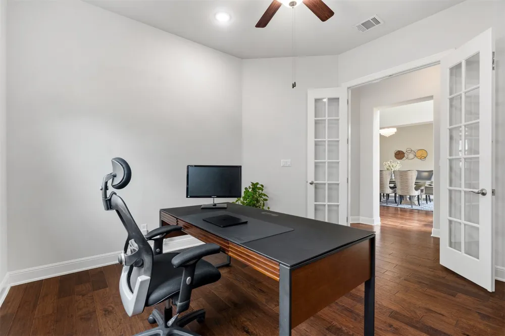 2504 Long Lasso Pass Leander, TX 78641