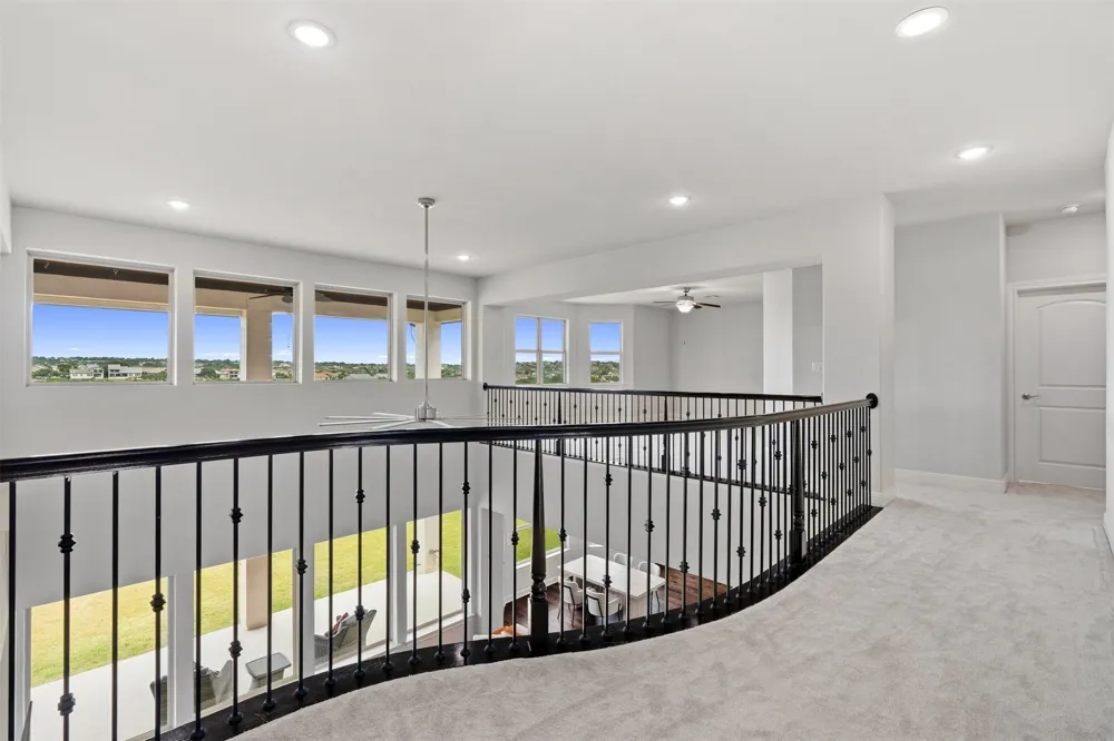 2504 Long Lasso Pass Leander, TX 78641