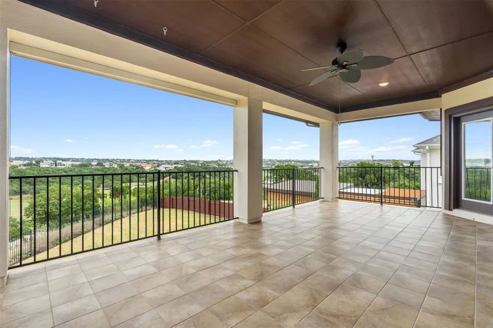 2504 Long Lasso Pass Leander, TX 78641