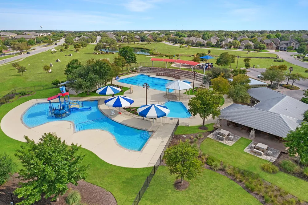 2504 Long Lasso Pass Leander, TX 78641