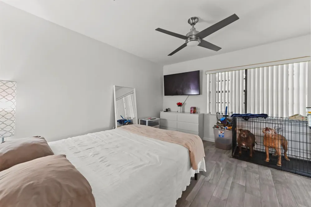 84 Conaskonk Circle Royal Palm Beach, FL 33411