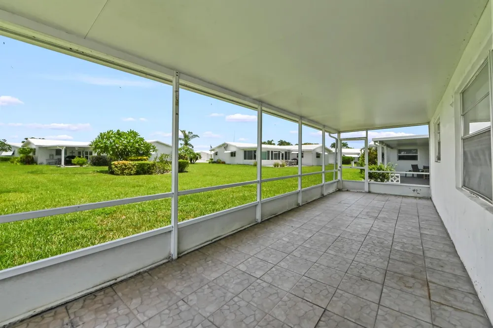 1196 SW Lake Circle Boynton Beach, FL 33426