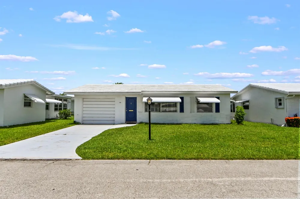 1196 SW Lake Circle Boynton Beach, FL 33426