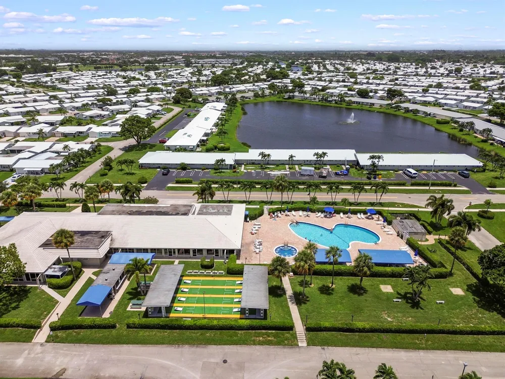 1196 SW Lake Circle Boynton Beach, FL 33426
