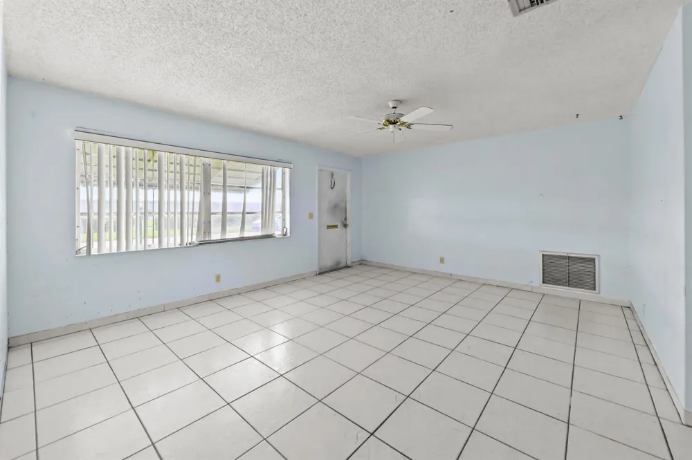 1196 SW Lake Circle Boynton Beach, FL 33426