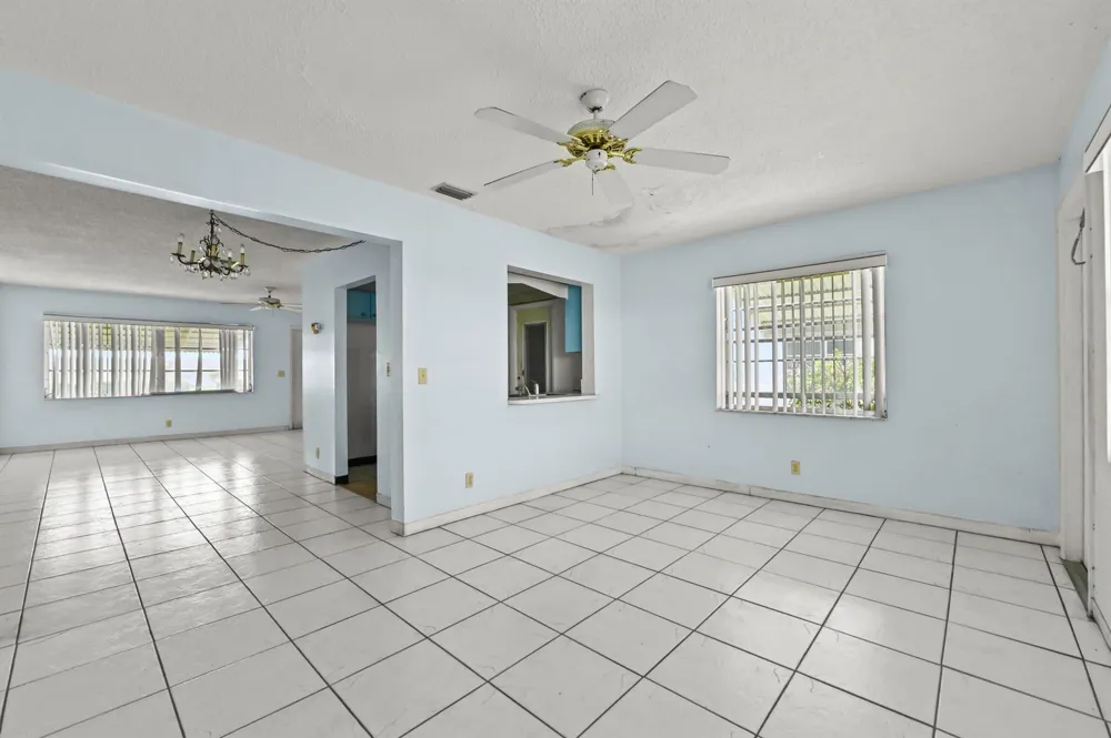 1196 SW Lake Circle Boynton Beach, FL 33426