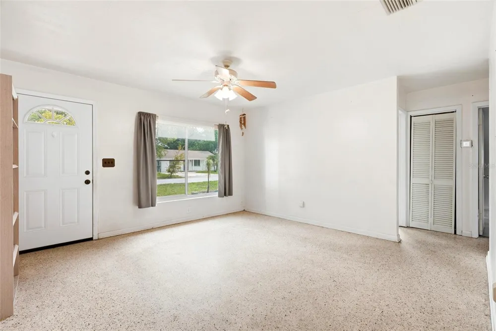 427 1ST AVENUE NE Largo, FL 33770