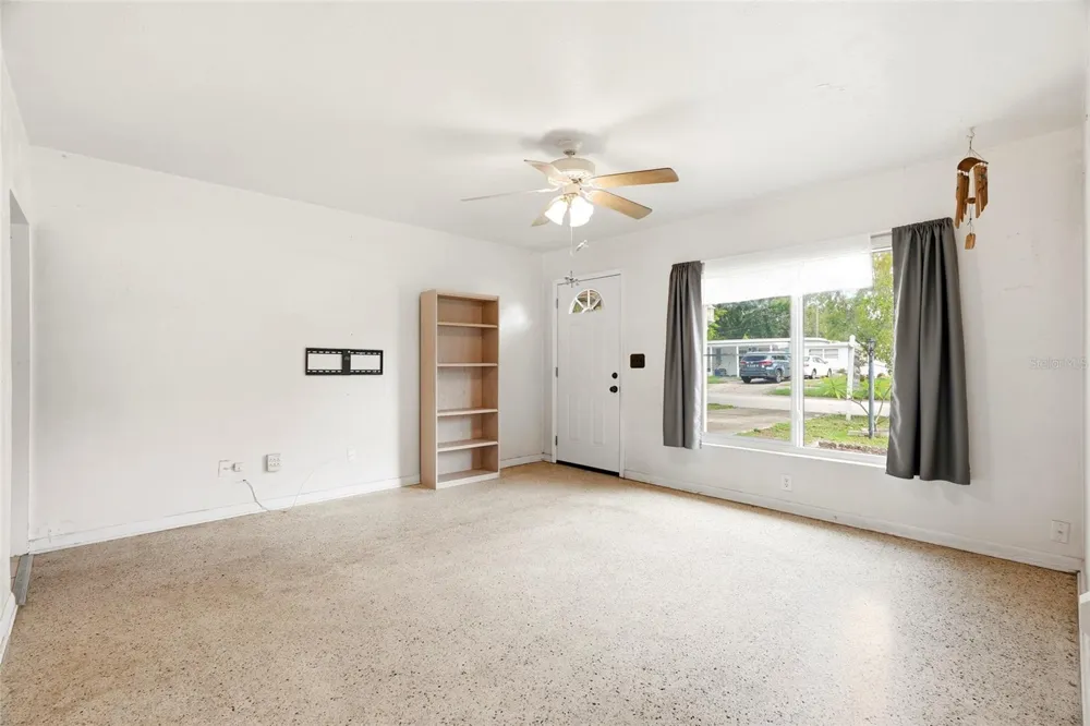 427 1ST AVENUE NE Largo, FL 33770