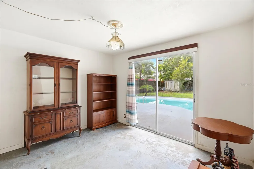 427 1ST AVENUE NE Largo, FL 33770