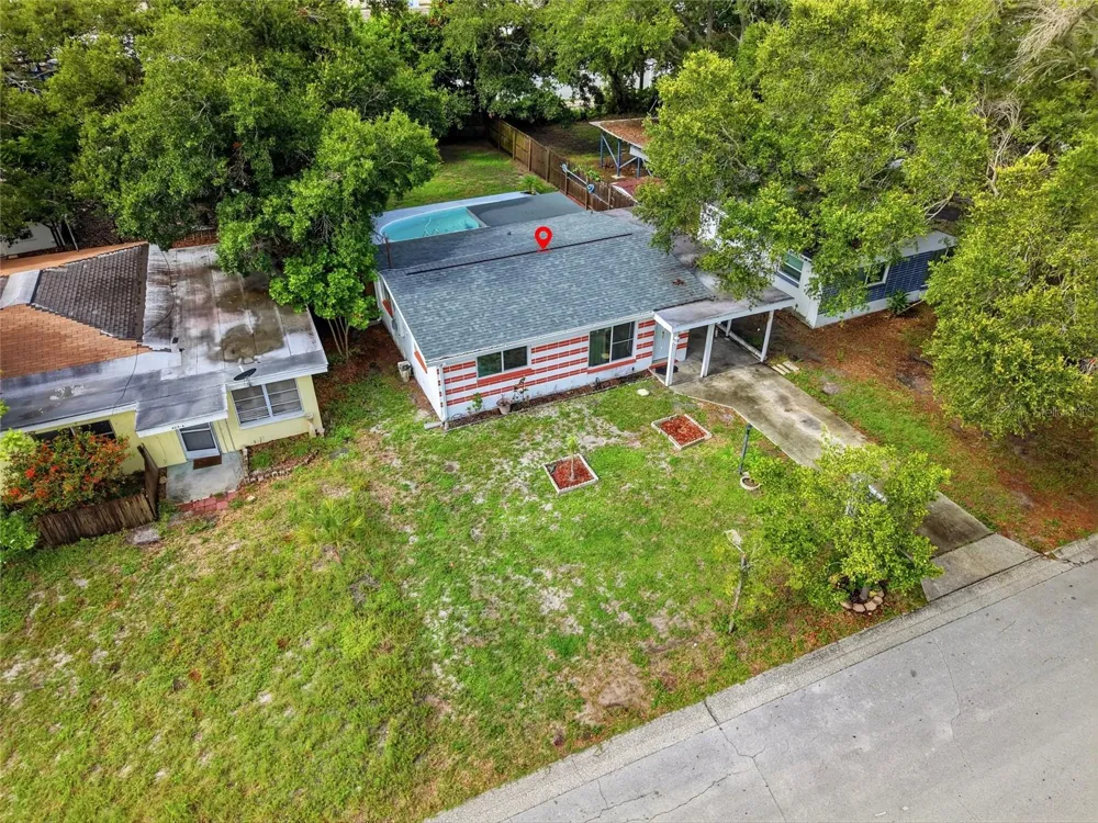 427 1ST AVENUE NE Largo, FL 33770