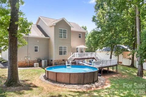 142 Valley Glen Drive